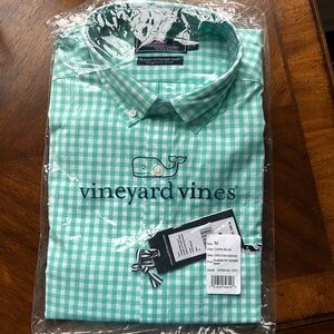 NWT men’s Vineyard Vines long sleeve short